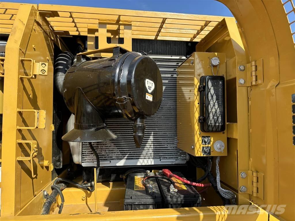 CAT 325C Vikšriniai ekskavatoriai
