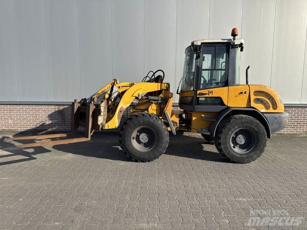 Terex TL70 Naudoti ratiniai krautuvai