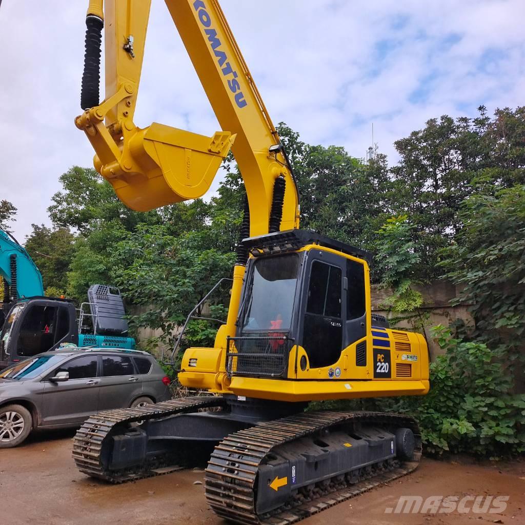 Komatsu PC 220 Vikšriniai ekskavatoriai