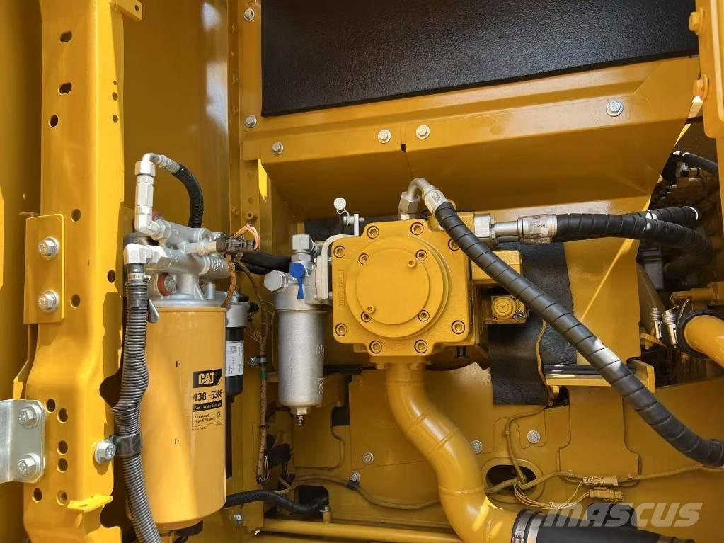 CAT 320 D GC Vikšriniai ekskavatoriai
