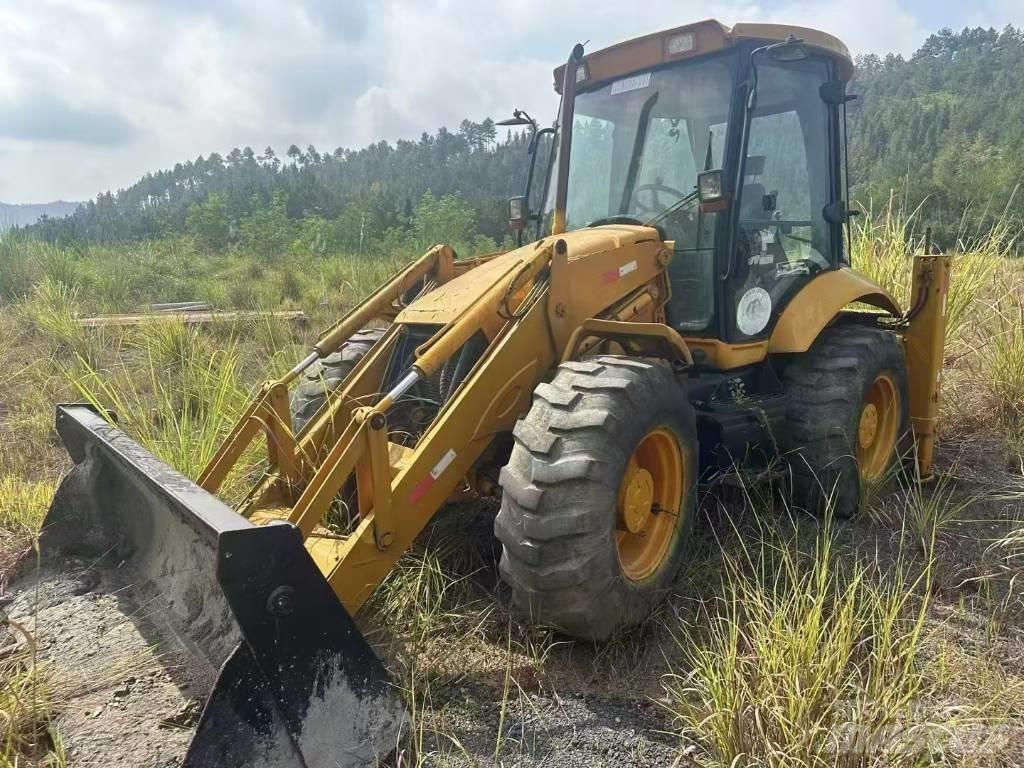 JCB 4 CX Vikšriniai ekskavatoriai