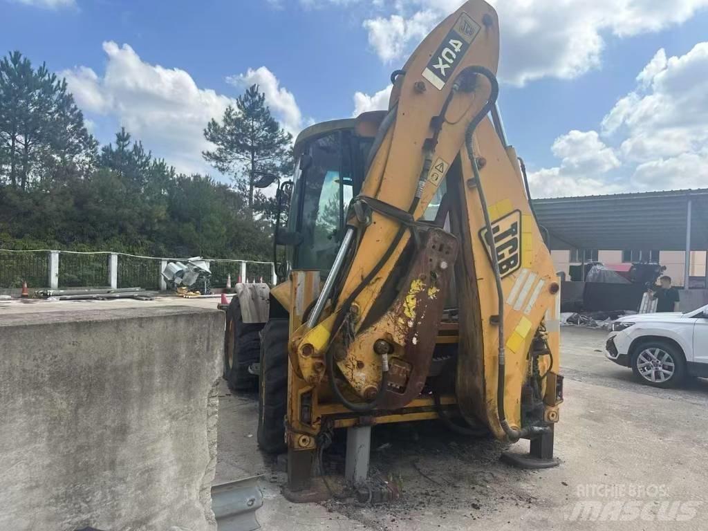 JCB 4 CX Vikšriniai ekskavatoriai