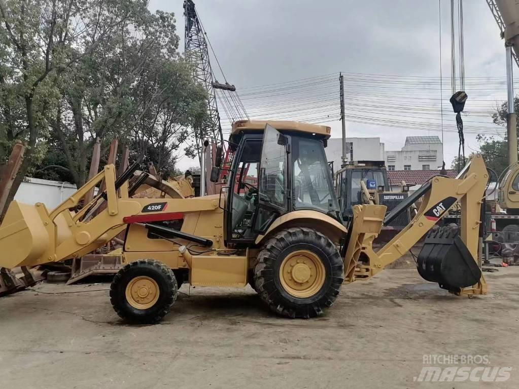 CAT 420 F Ekskavatoriniai krautuvai