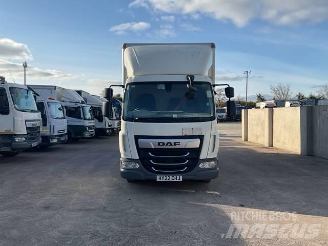 DAF LF180 Priekabos su tentu
