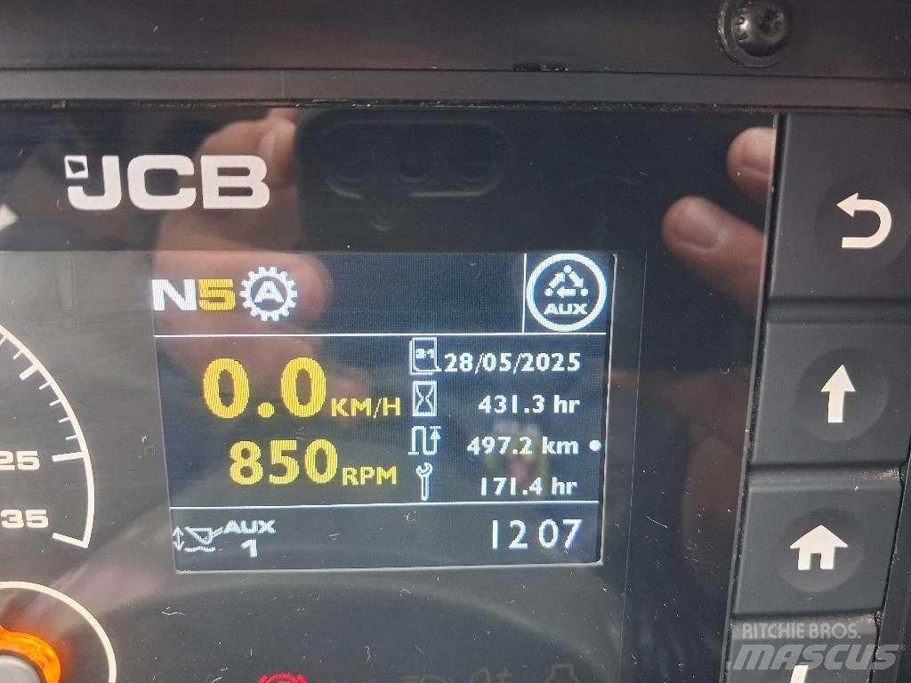 JCB TM 320 S Teleskopiniai krautuvai žemės ūkiui