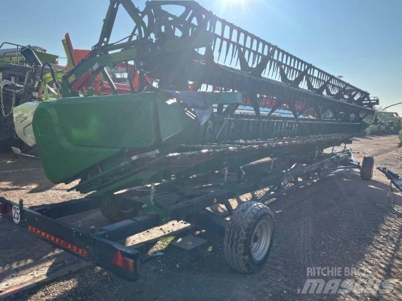 John Deere T 670 i Derliaus nuėmimo kombainai
