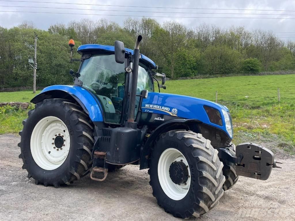 New Holland T 7.250 Traktoriai