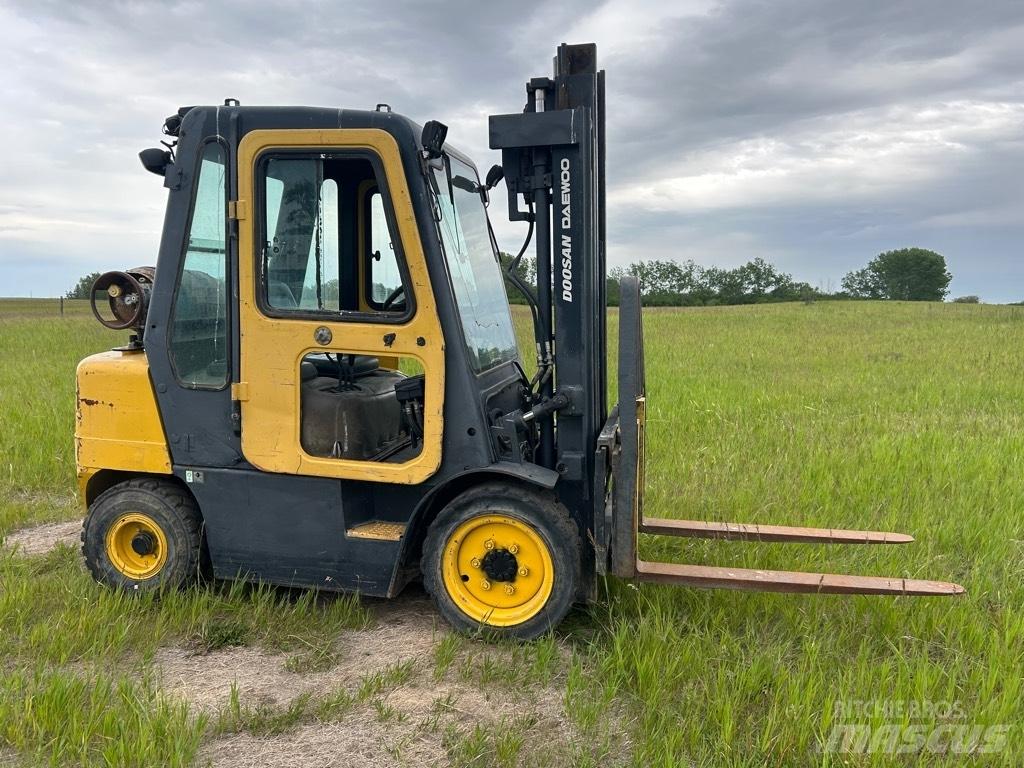 Daewoo G 30 E Šakiniai krautuvai - Kita