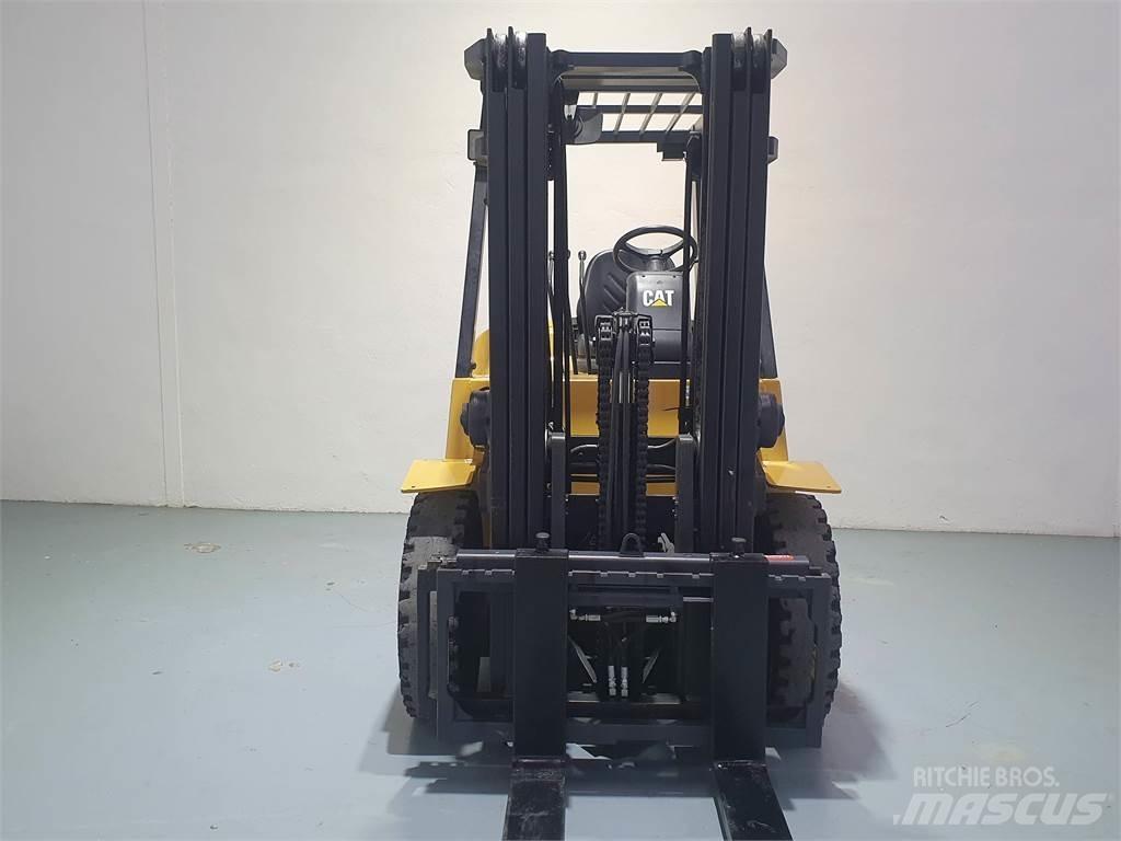CAT DP40K MC Dyzeliniai krautuvai