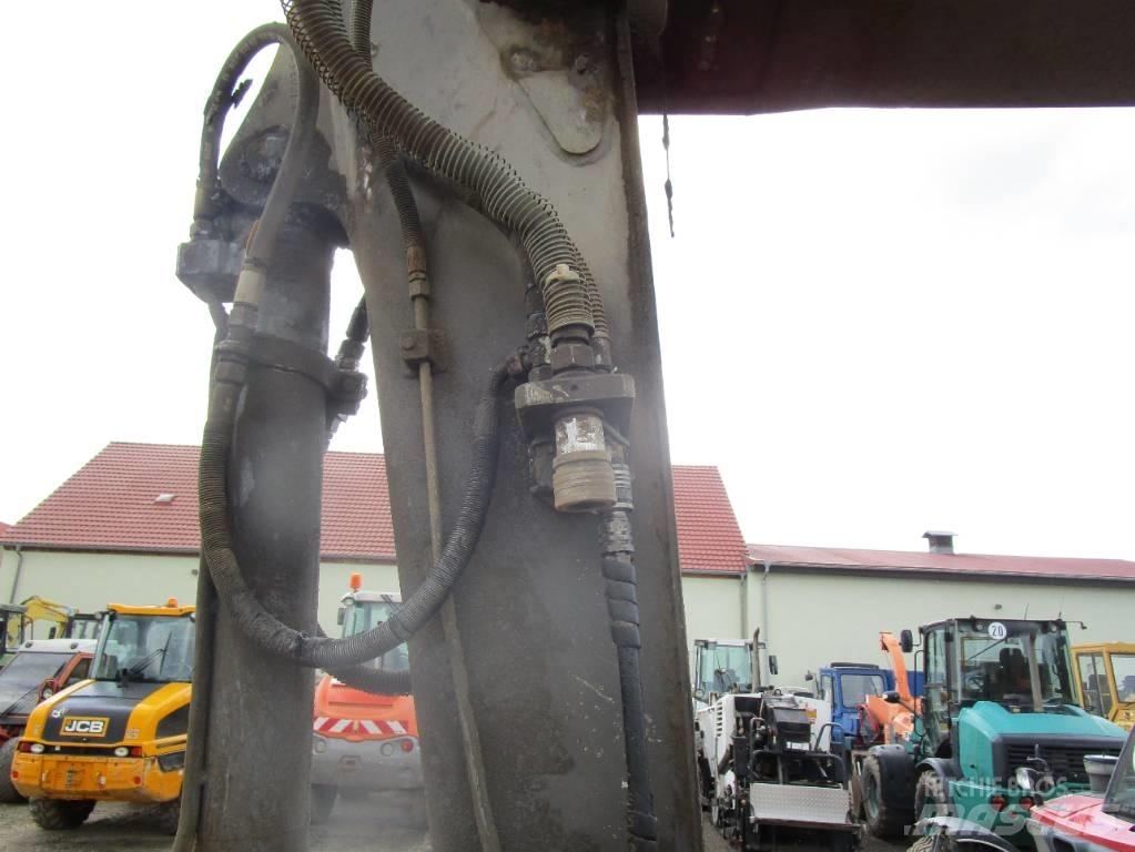 Volvo EC 70  ECR 88 Vidutinės galios ekskavatoriai 7-12 t