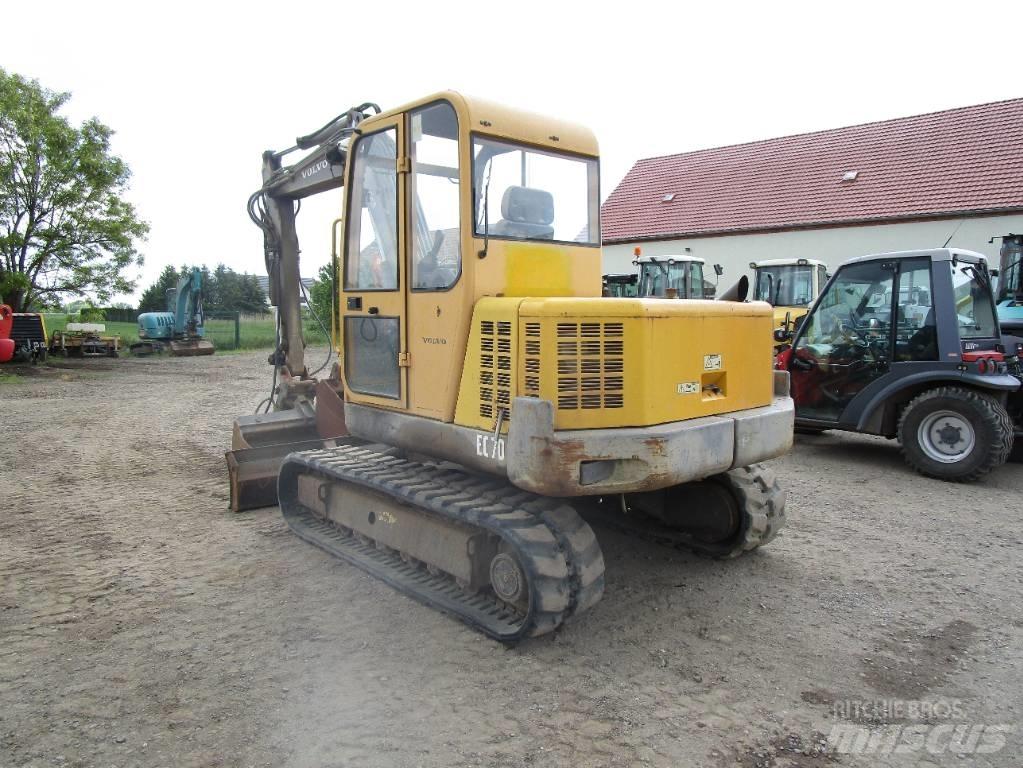 Volvo EC 70  ECR 88 Vidutinės galios ekskavatoriai 7-12 t