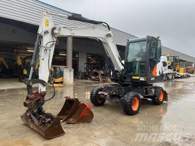 Bobcat E 57 W Ratiniai ekskavatoriai