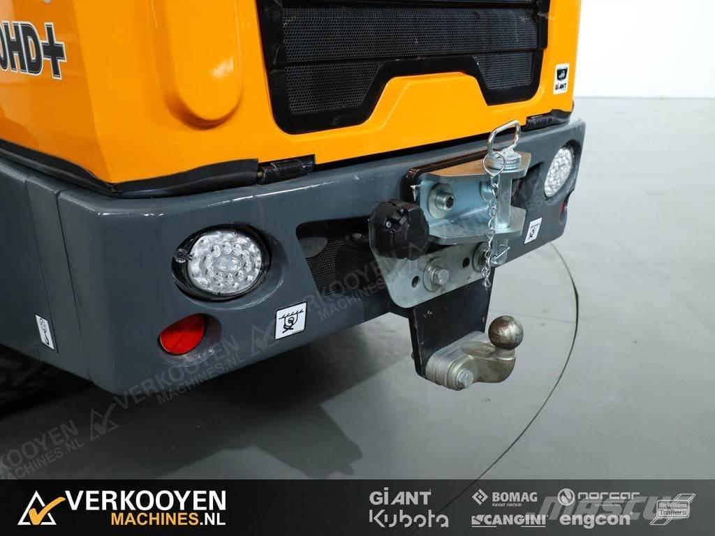 GiANT G2700 HD+ Naudoti ratiniai krautuvai