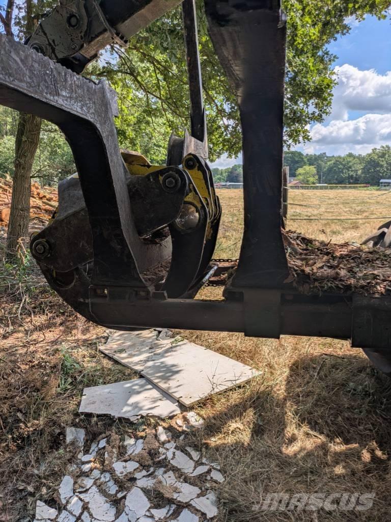 Gremo 1250 F Naudoti miškovežiai (Forvarderiai)