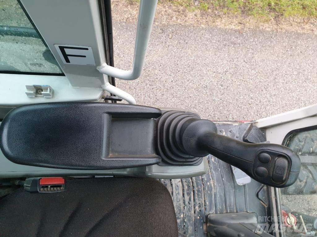 Takeuchi TB 295 W Ratiniai ekskavatoriai