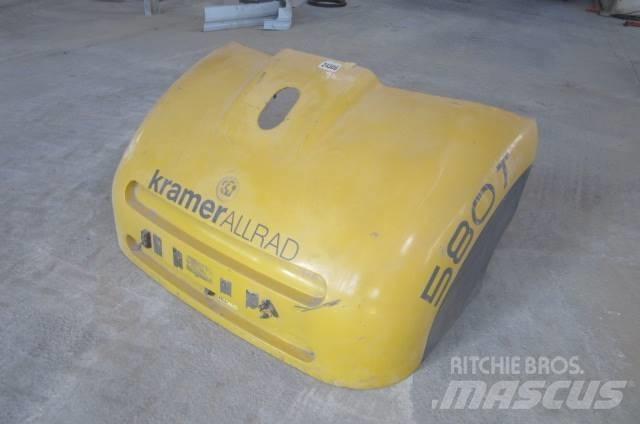 Kramer 580T Kabinos ir interjeras