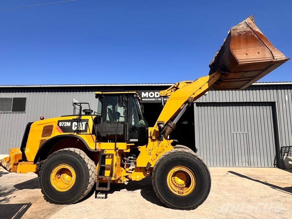 CAT 972 M Naudoti ratiniai krautuvai