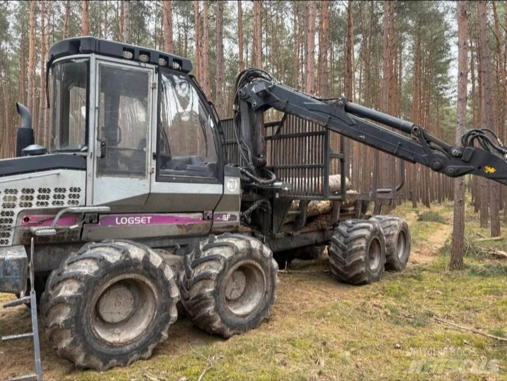 Logset 5 F Naudoti miškovežiai (Forvarderiai)