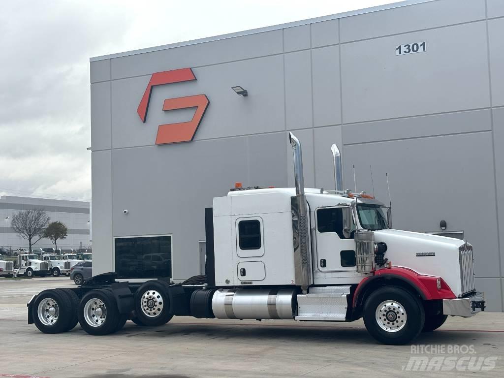 Kenworth T 800 Naudoti vilkikai