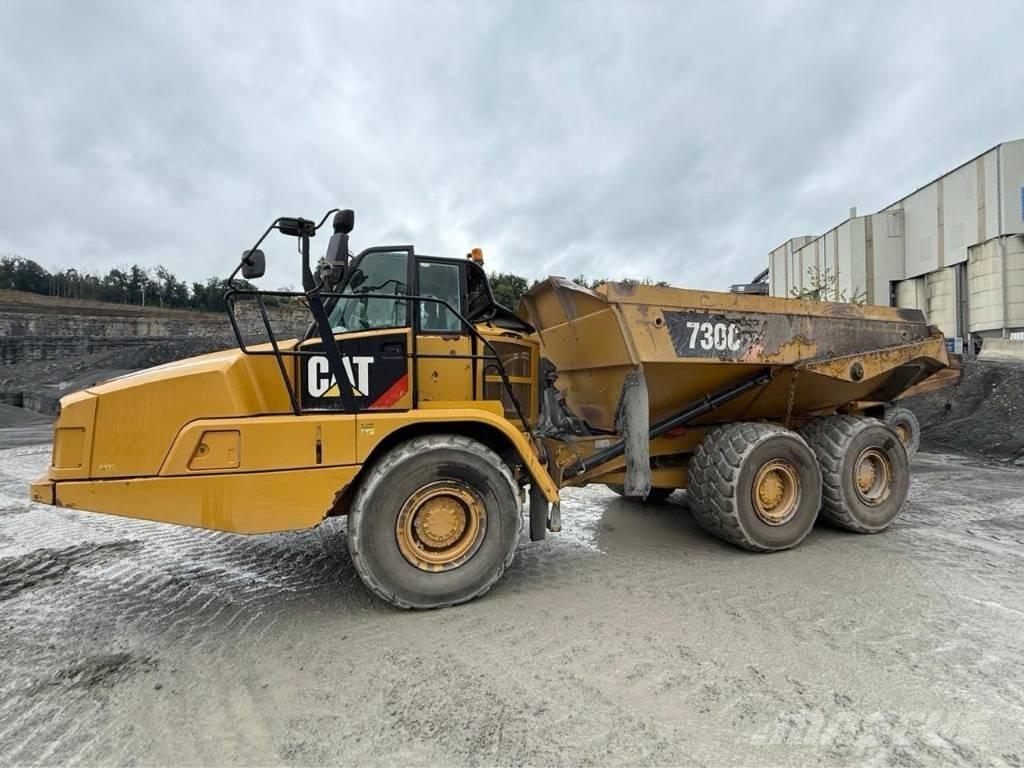 CAT 730C Karjeriniai savivarčiai