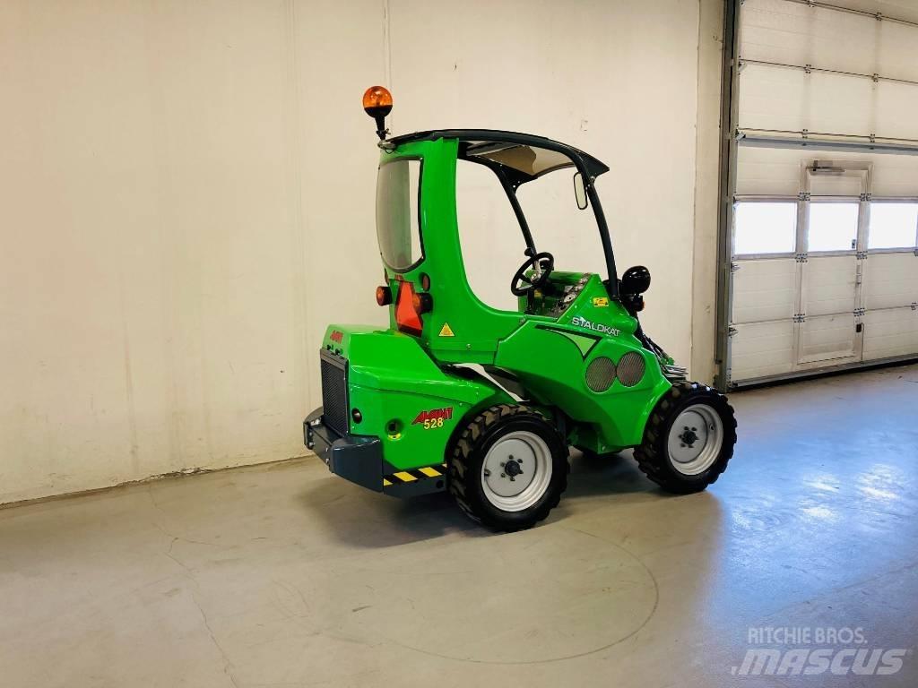 Avant 528 Mini krautuvai