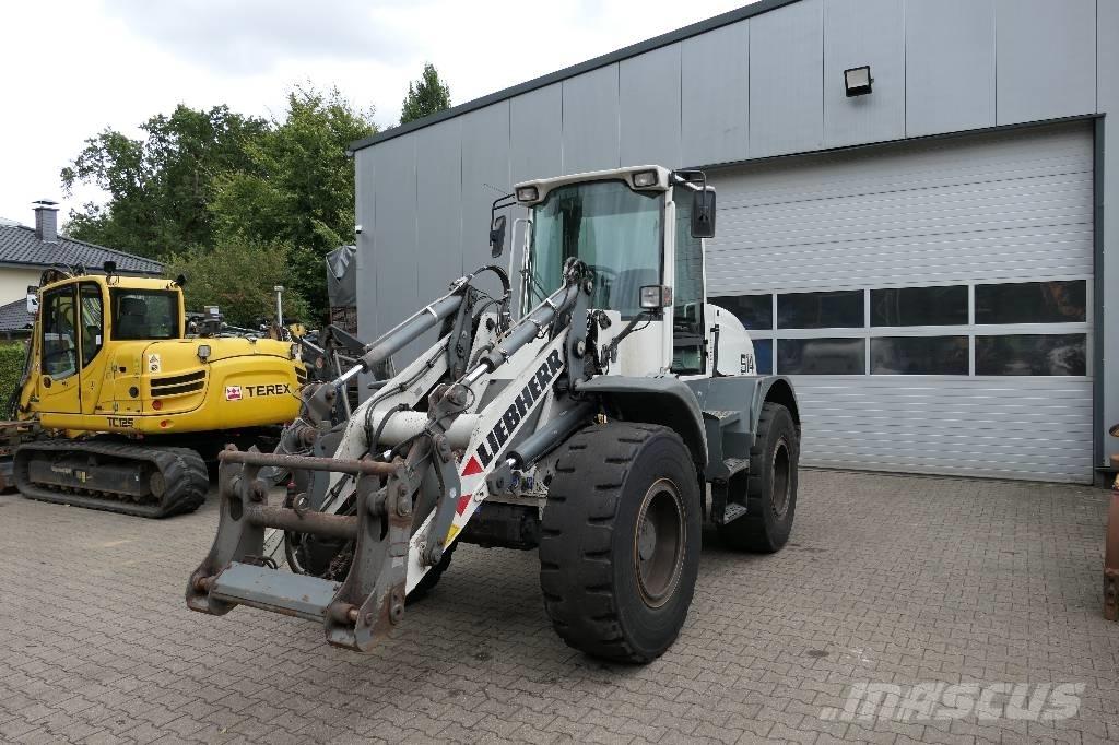 Liebherr L 514 Naudoti ratiniai krautuvai