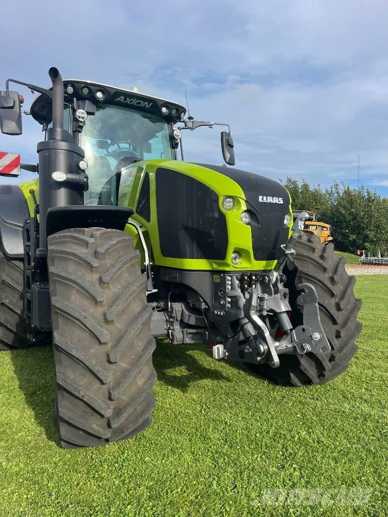 CLAAS AXIO 960 Traktoriai