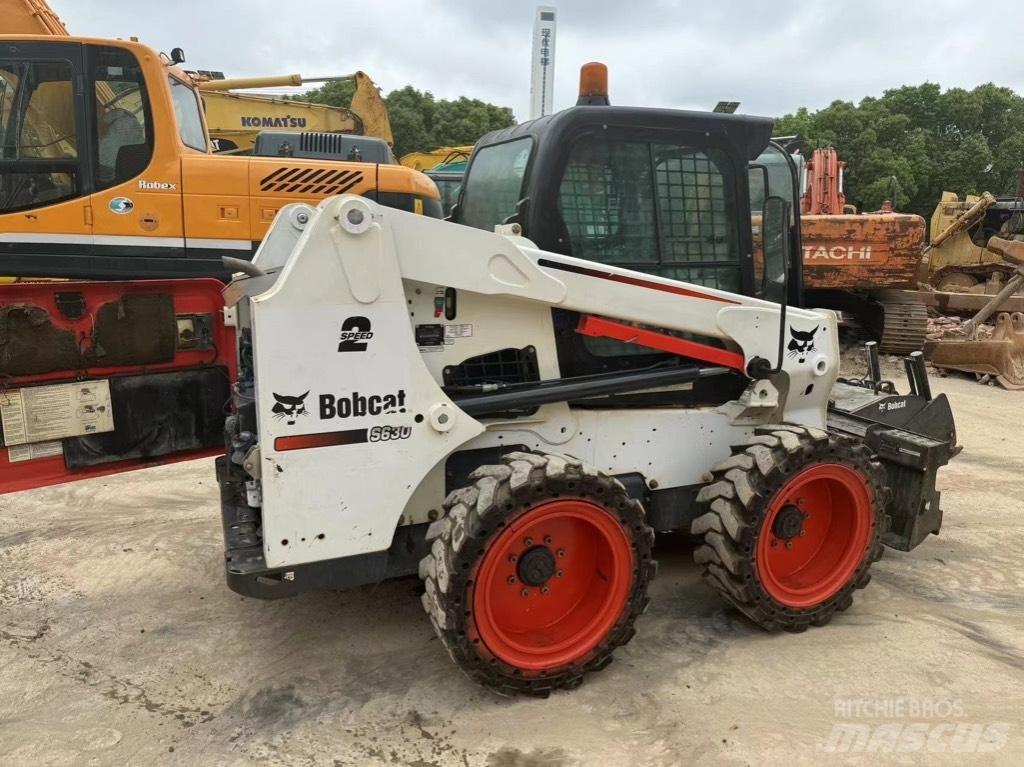 Bobcat S 630 Krautuvai su šoniniu pasukimu