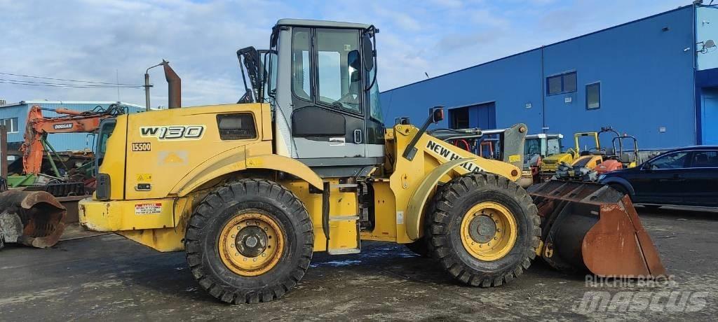 New Holland W 130 Naudoti ratiniai krautuvai