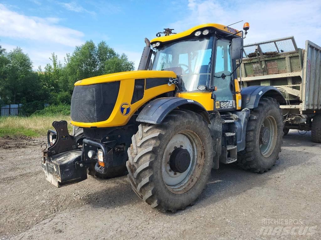 JCB Fastrac 8250 Traktoriai