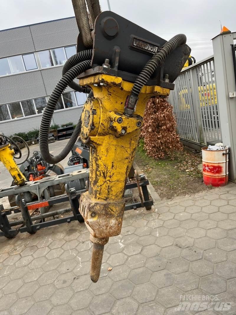 Atlas Copco SB152 Hidrauliniai kūjai / Trupintuvai