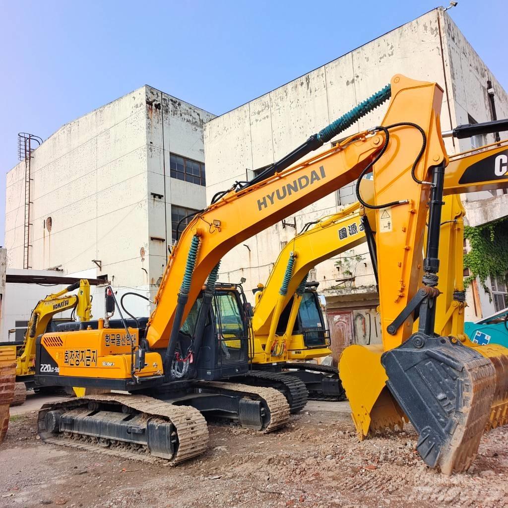 Hyundai 220LC-9 Vikšriniai ekskavatoriai