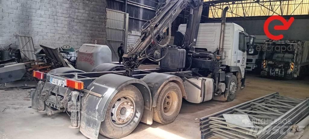 Volvo FM 9 260 Sunkvežimiai su dengtu kėbulu