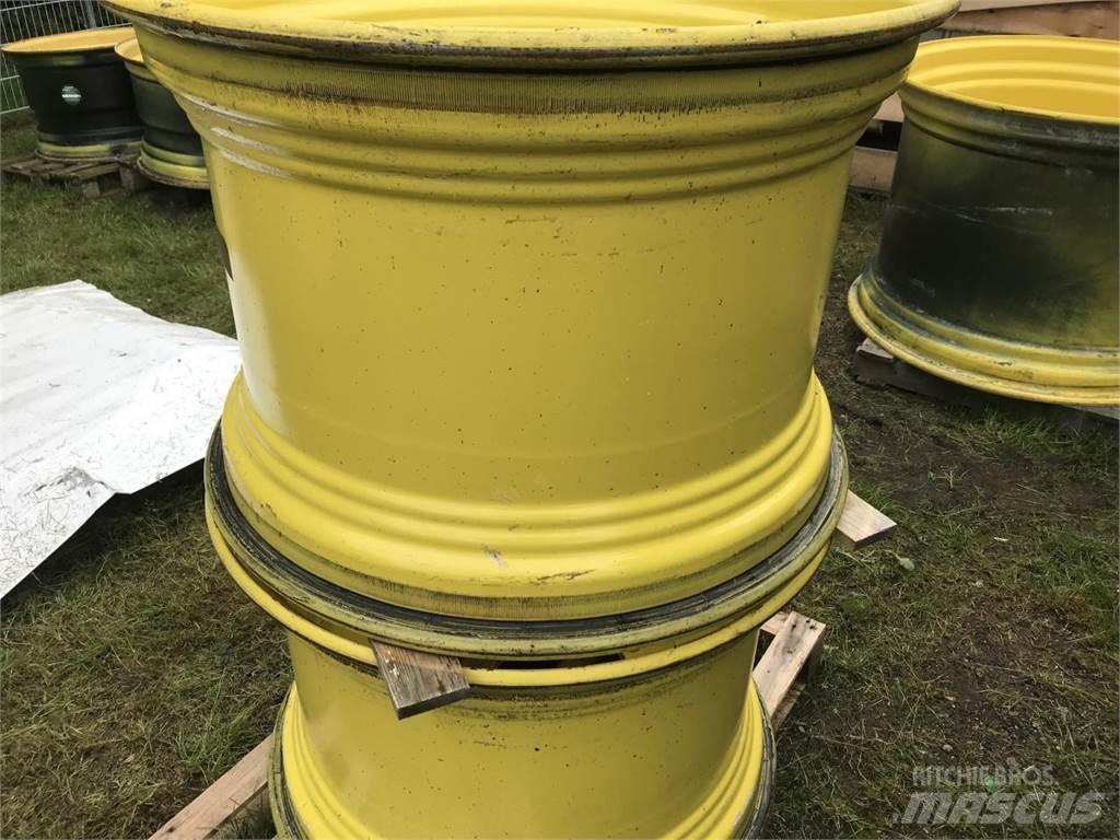 John Deere 23x34 Padangos, ratai ir ratlankiai