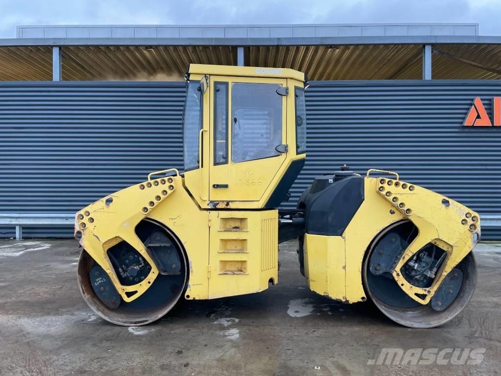 Bomag BW 161 AD-4 Porinių būgnų volai