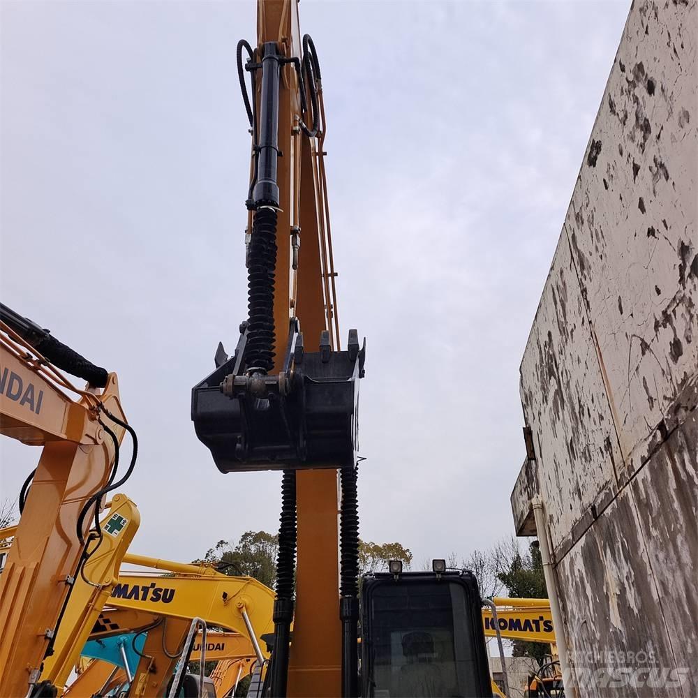 Sany SY 215 C-9 Vikšriniai ekskavatoriai