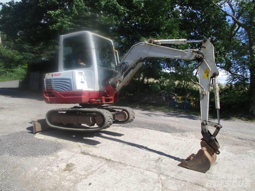 Takeuchi TB 228 Mini ekskavatoriai < 7 t