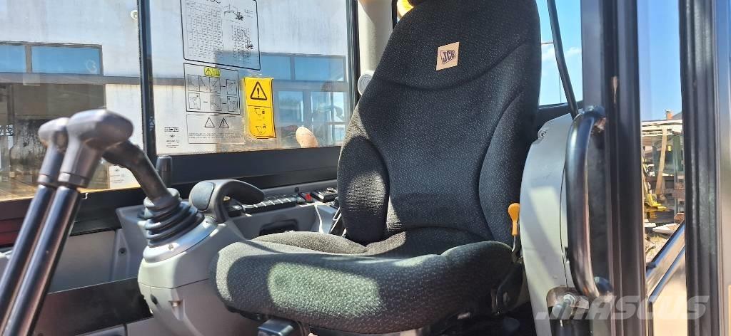 JCB 86C-2 Vidutinės galios ekskavatoriai 7-12 t