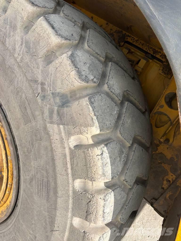 Bell B 30 E Karjeriniai savivarčiai