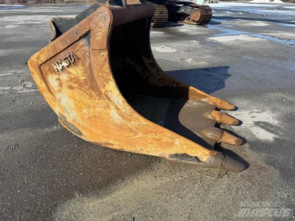 Hitachi ZX 225 US Vikšriniai ekskavatoriai