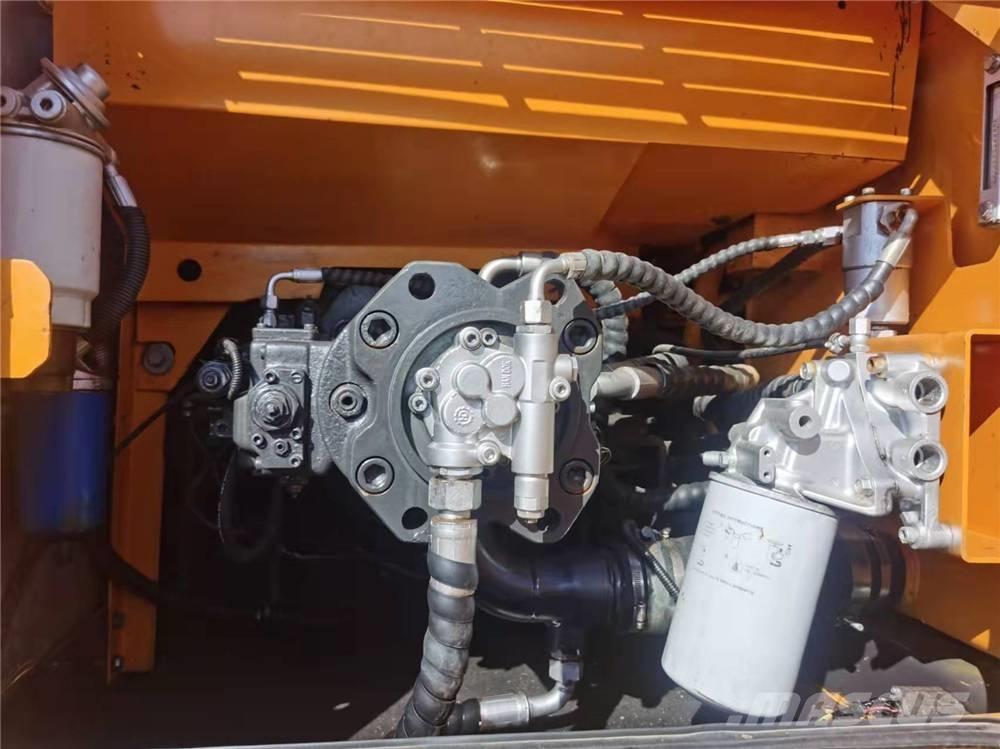 Sany SY215-9 Vikšriniai ekskavatoriai