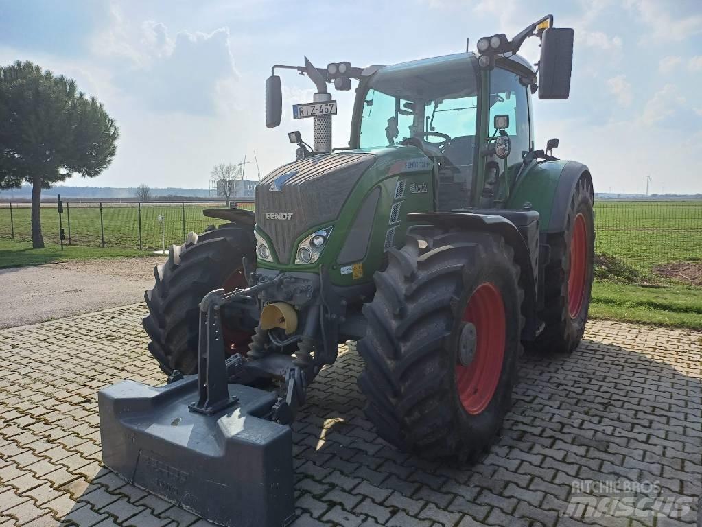 Fendt 720 Profi Plus Traktoriai