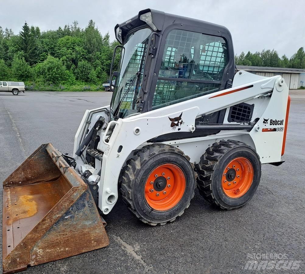Bobcat S 450 Krautuvai su šoniniu pasukimu