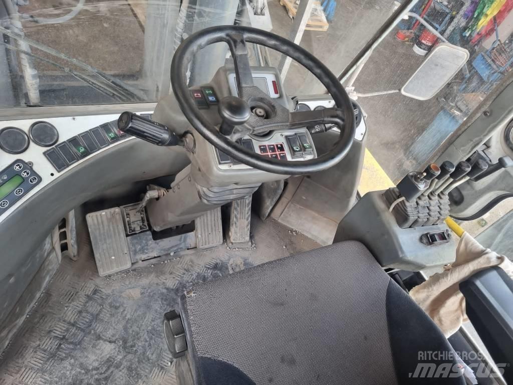 Kalmar DCF 250-12LB Dyzeliniai krautuvai