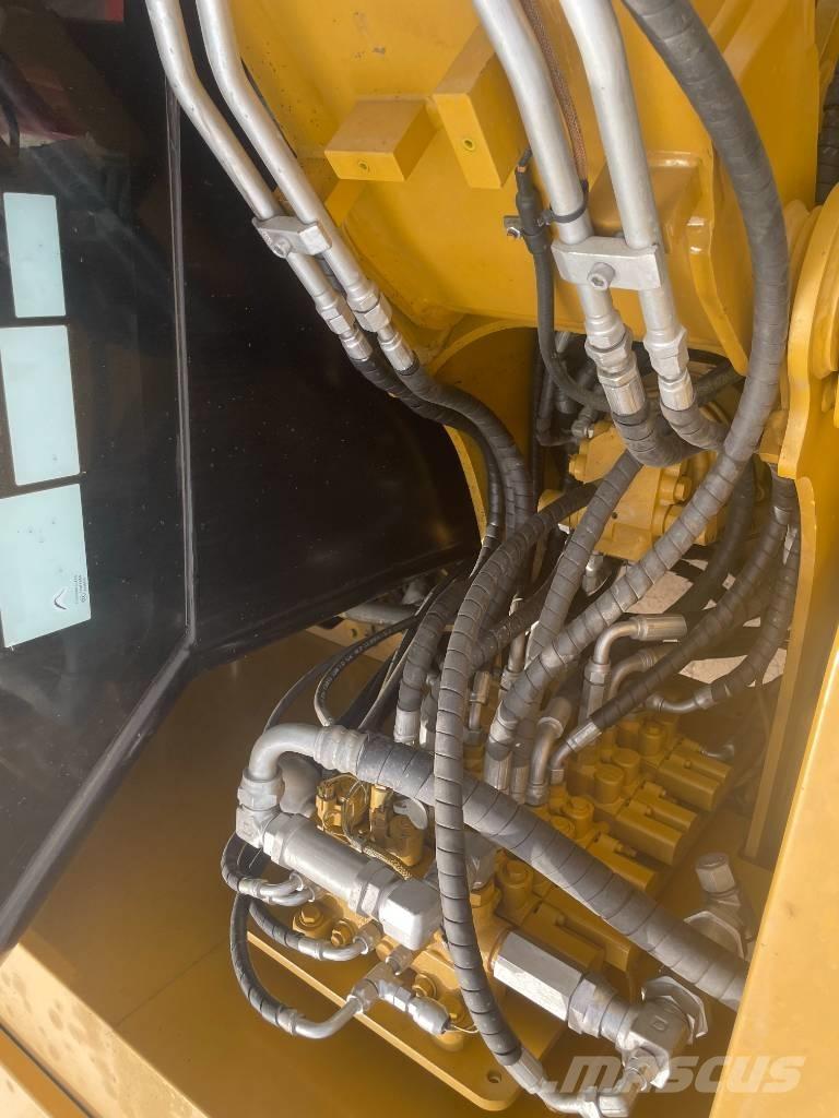 CAT 307E2 Vidutinės galios ekskavatoriai 7-12 t