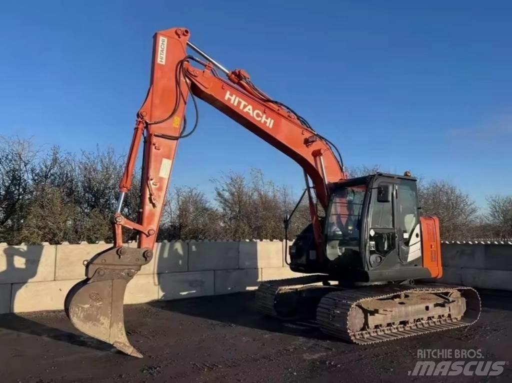 Hitachi ZX 135 Vikšriniai ekskavatoriai