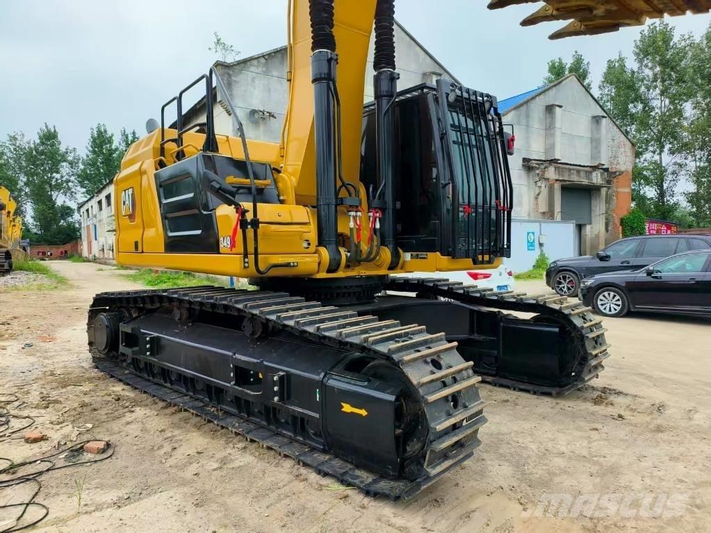 CAT 349 Vikšriniai ekskavatoriai