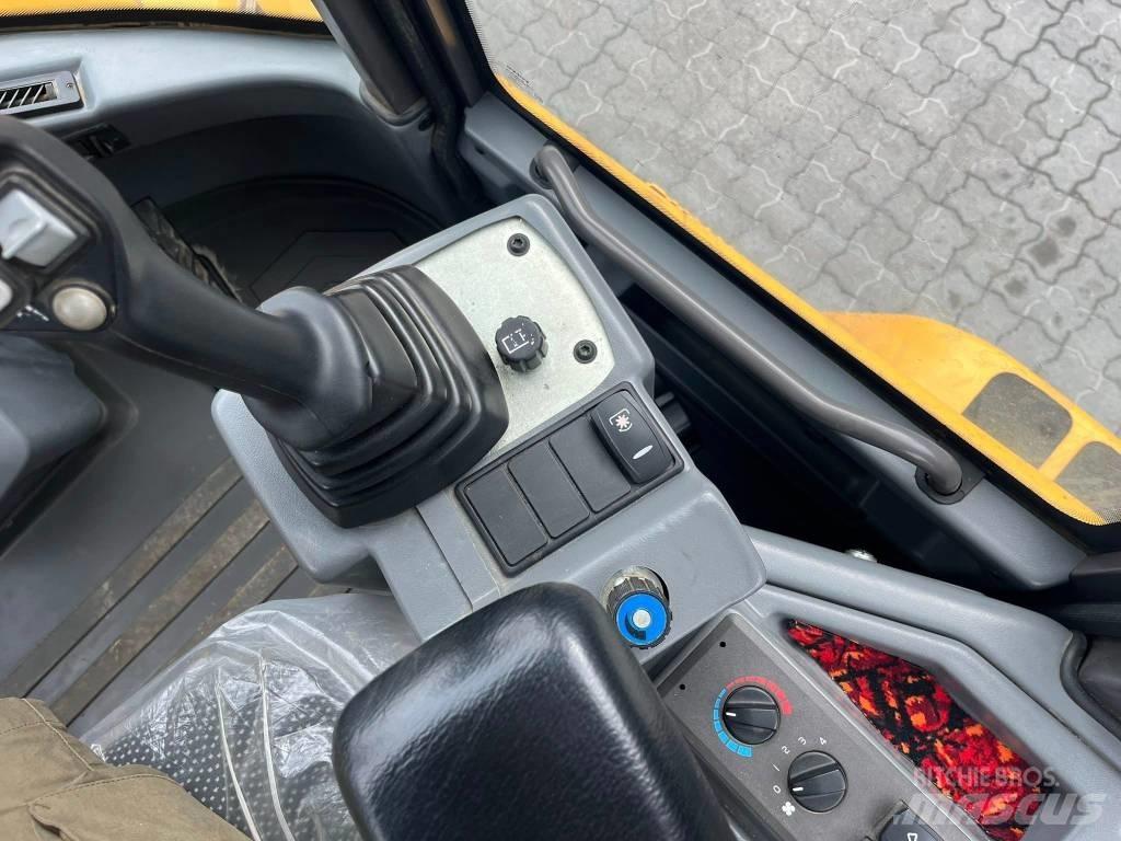 Volvo L 30 G Naudoti ratiniai krautuvai