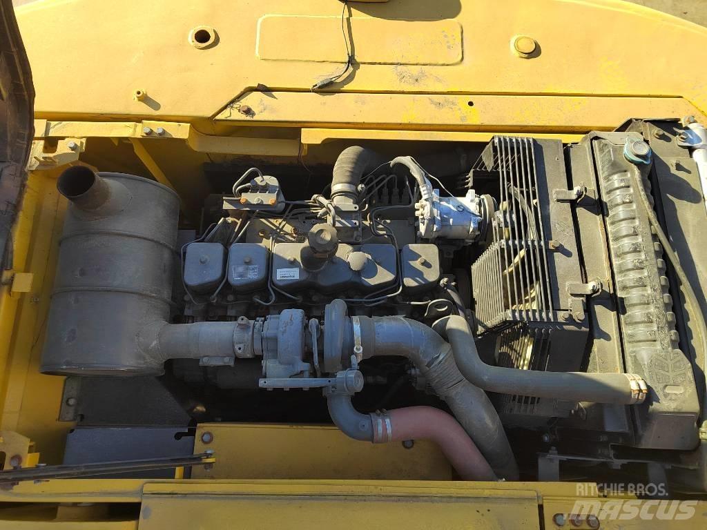Komatsu PC220-7 Vikšriniai ekskavatoriai