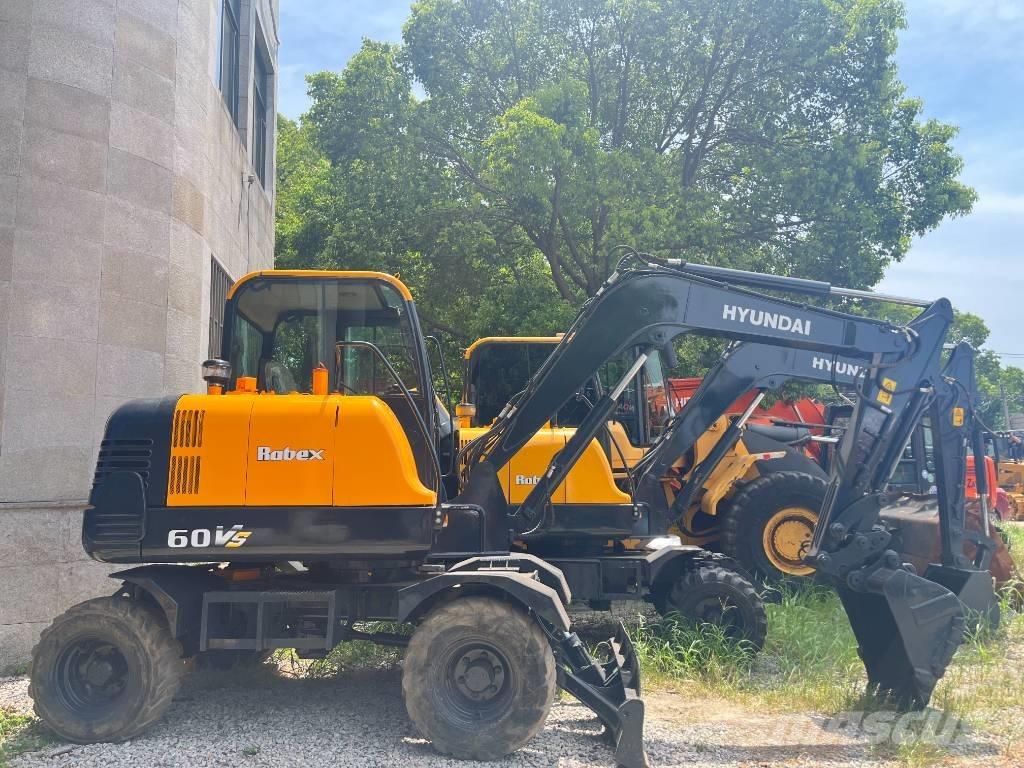 Hyundai Robex 60 VS Mini ekskavatoriai < 7 t